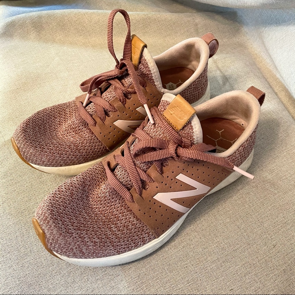 New Balance Women’s Fresh Foam Running Shoe Size 7